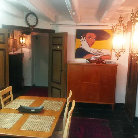 Top Of The Hill In Central Oslo: Sleeps 7 Appartement *